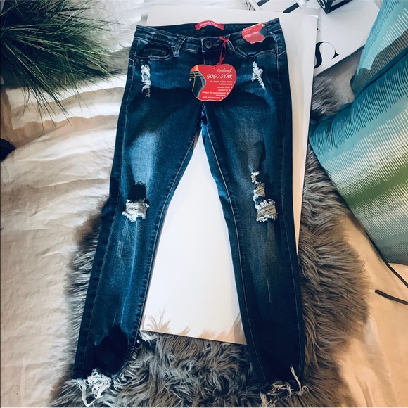 Ripped Jeans - Picture 2 of 3